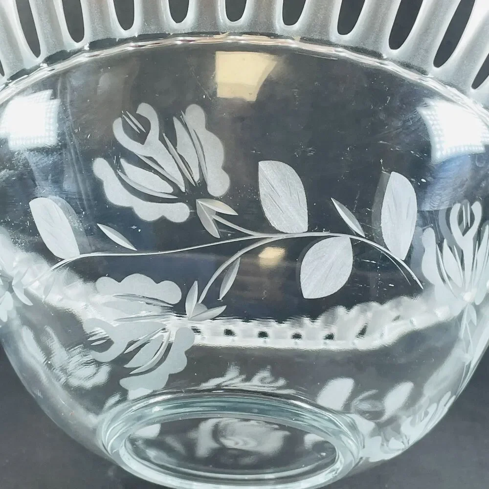 Vintage Clear Glass Frosted Laced Edge Fruit Bowl 10
